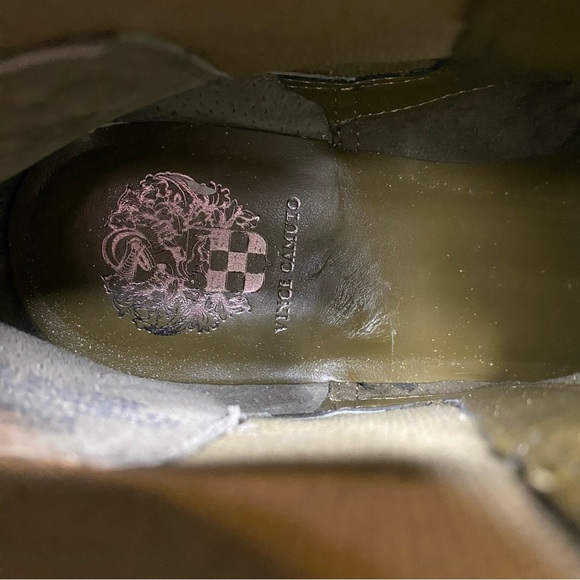 Vince Camuto Dendra Green Suede Heeled Bootie 9 1/2 M - Picture 12 of 14